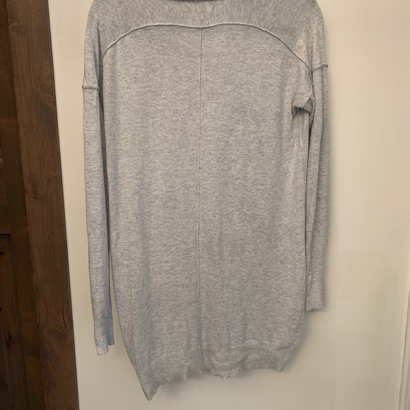 Lou & Grey tunic sweater - Picture 2 of 6